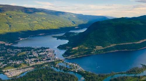 Sicamous: Life by the water